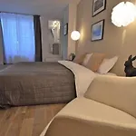 Beautiful Family Apartment In The Center Of Paris 3 Rooms